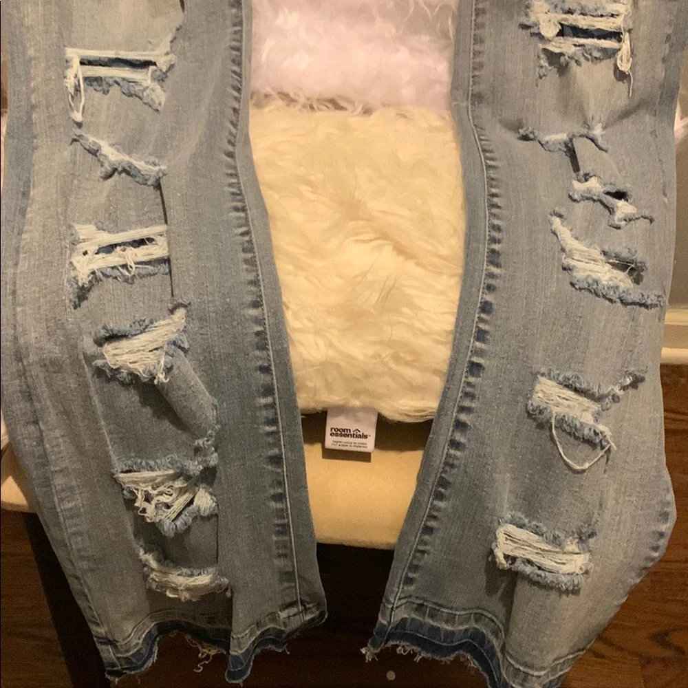 Trendy Distressed Light‎ Blue Boyfriend Jeans